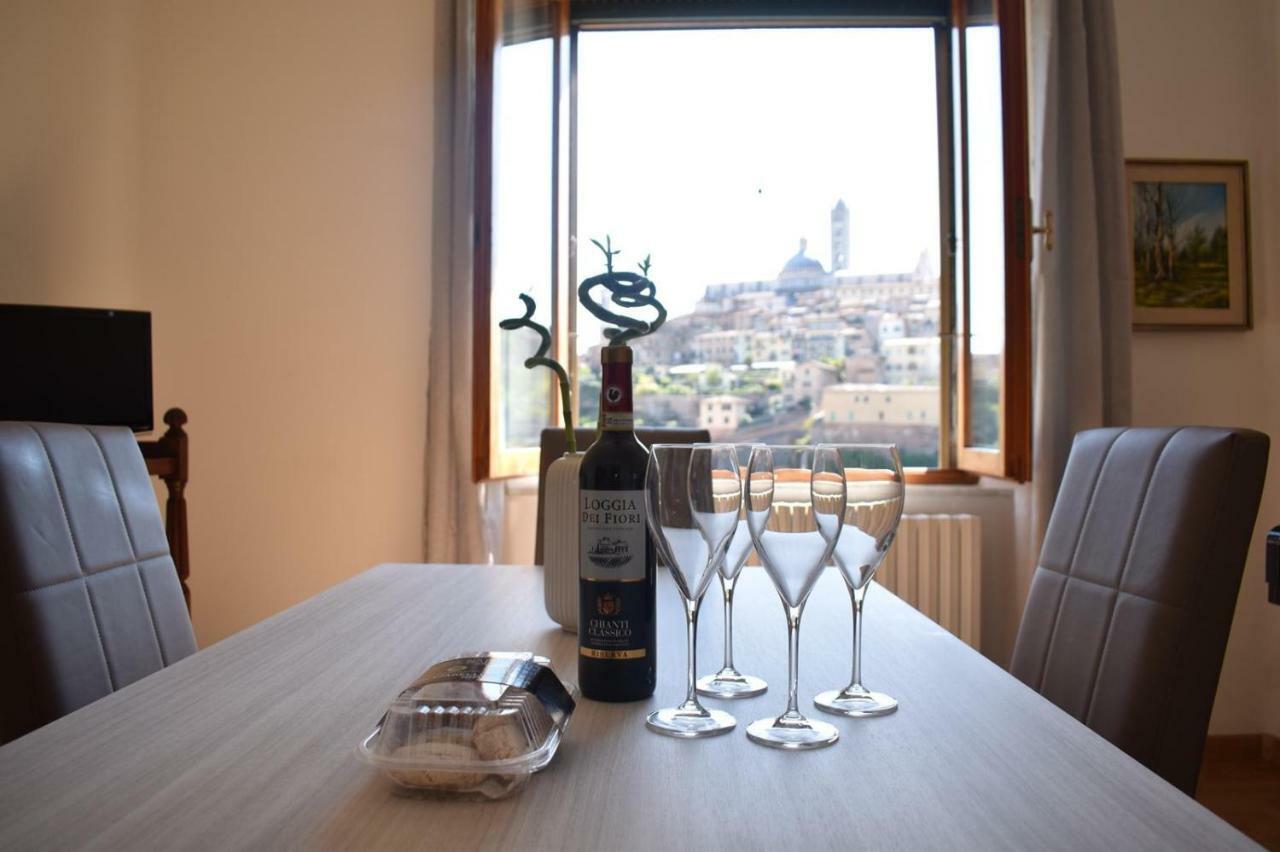 La Finestra Su Siena Apartment Exterior photo